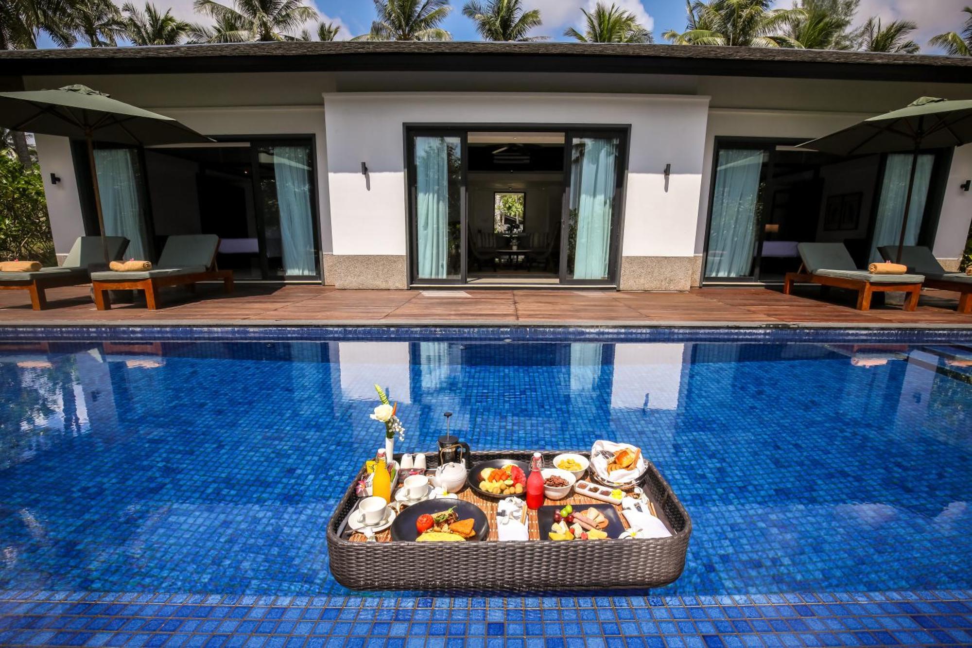 The Residence Bintan Kawal Exterior photo